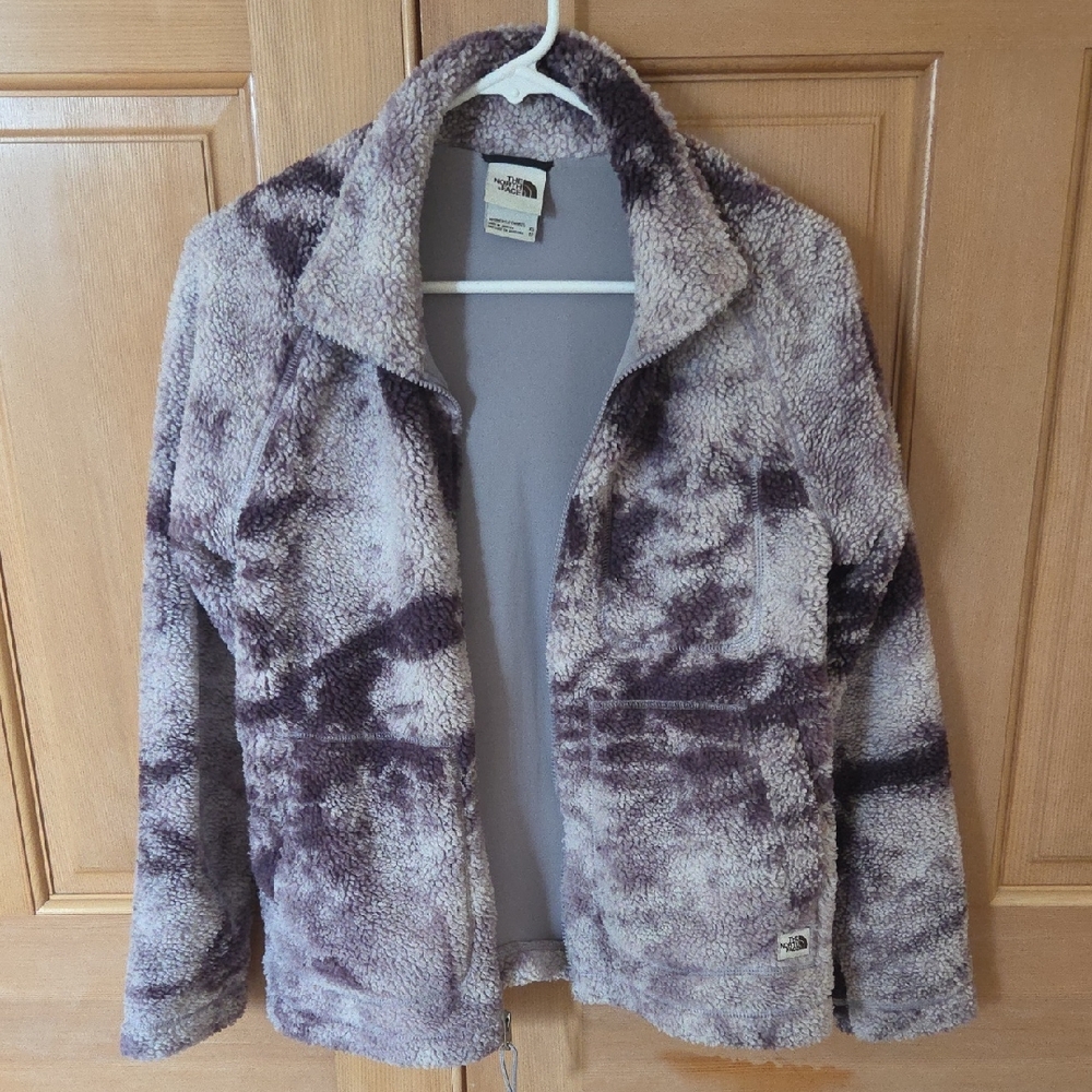 The North Face Women's Lavender Tie-Dye Sherpa Jacket